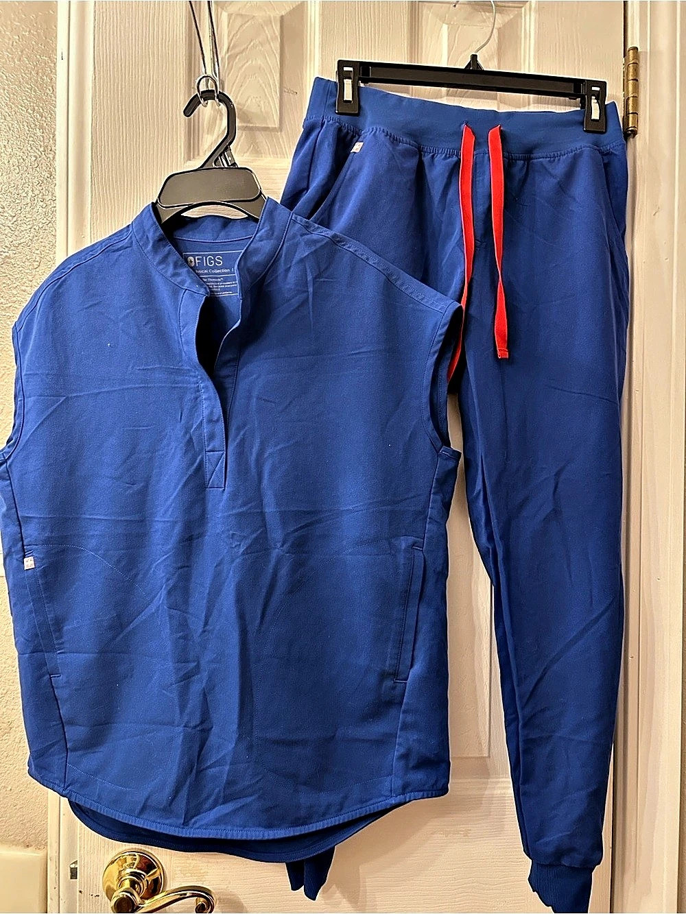 FIGS Scrub Set Top Blue XXS with S Jogger Pants